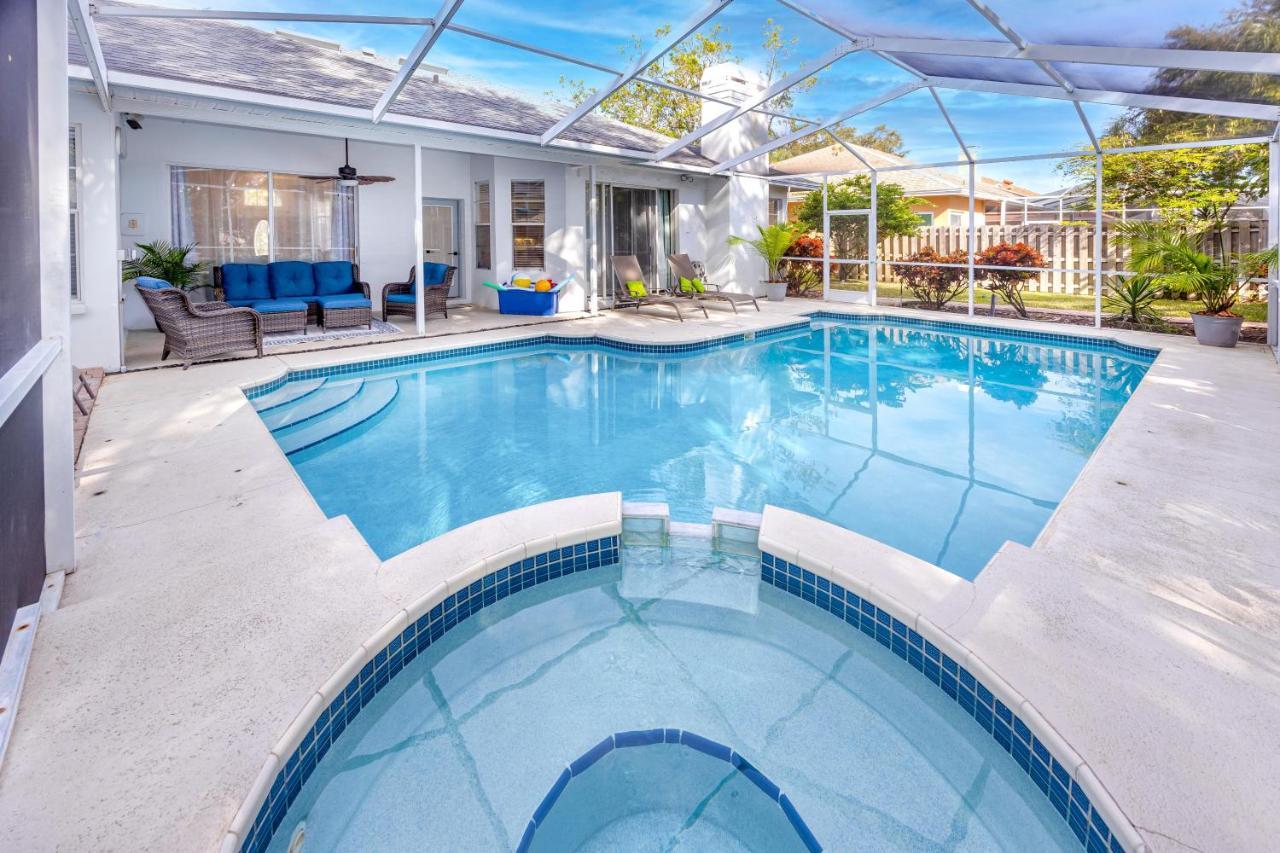 Palm Harbor Paradise - Lovely Home With Pool & Hot Tub Extérieur photo