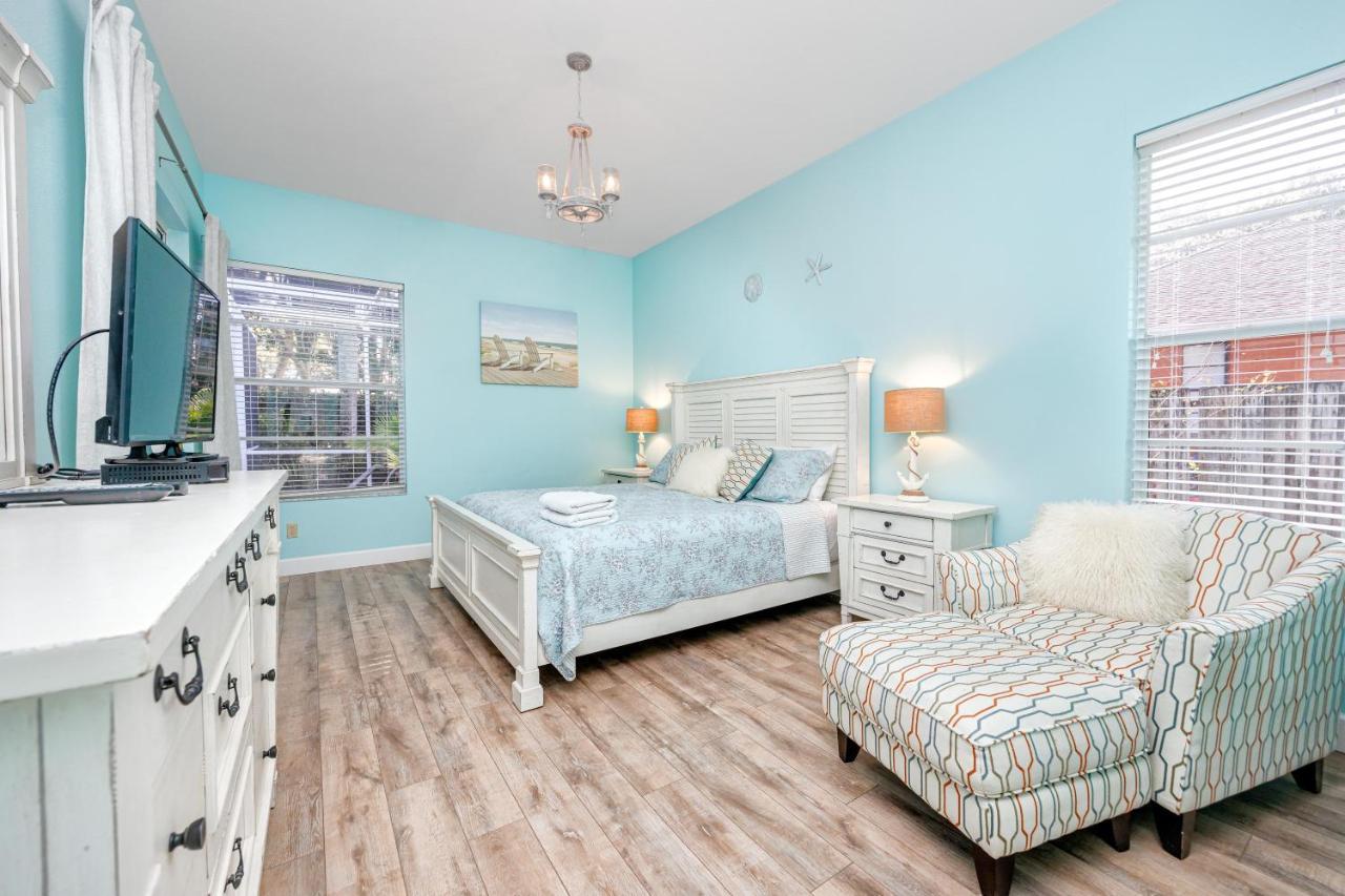 Palm Harbor Paradise - Lovely Home With Pool & Hot Tub Extérieur photo