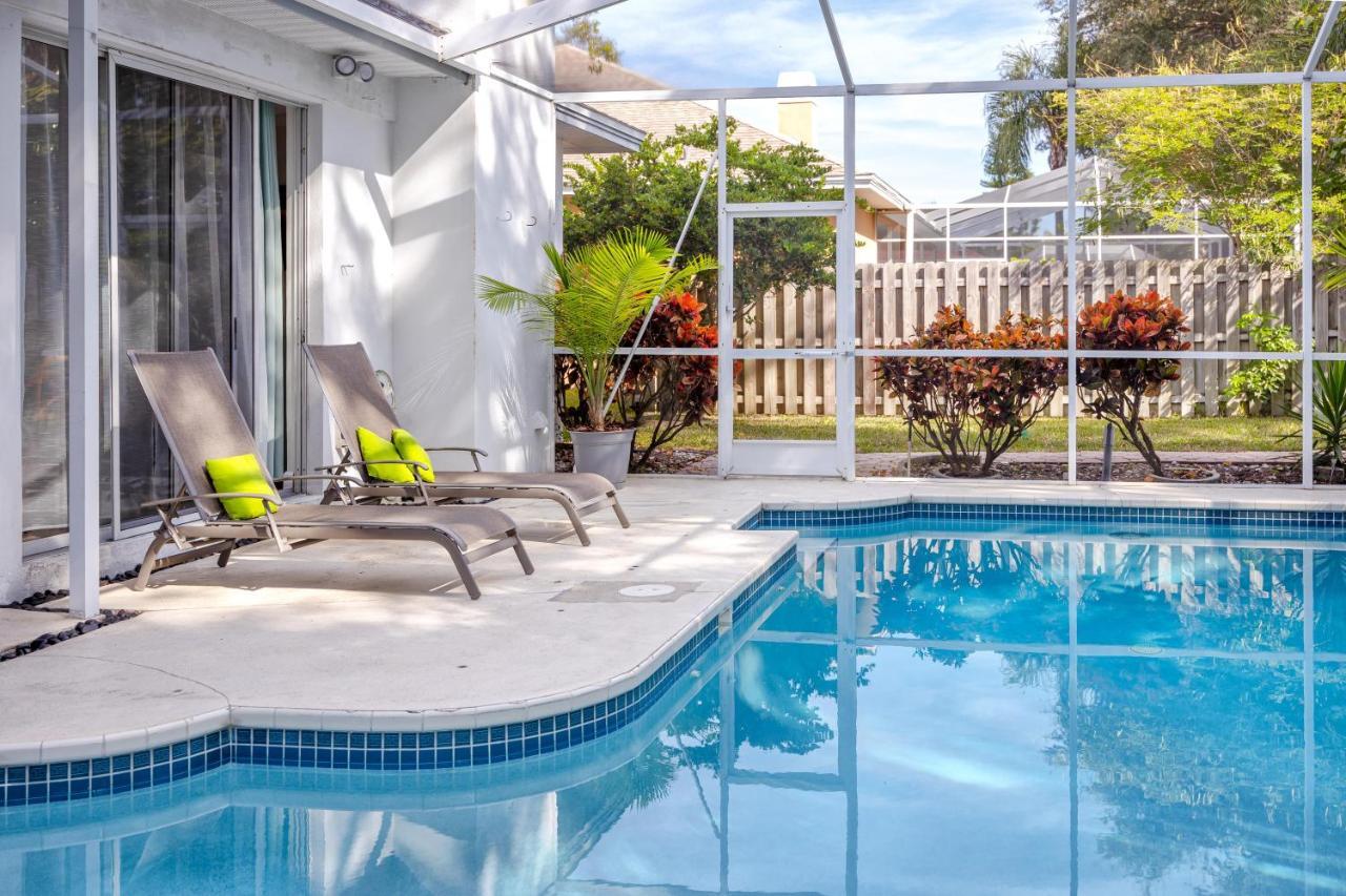 Palm Harbor Paradise - Lovely Home With Pool & Hot Tub Extérieur photo